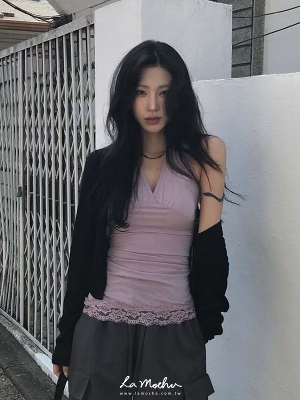 下擺蕾絲掛脖棉質背心
